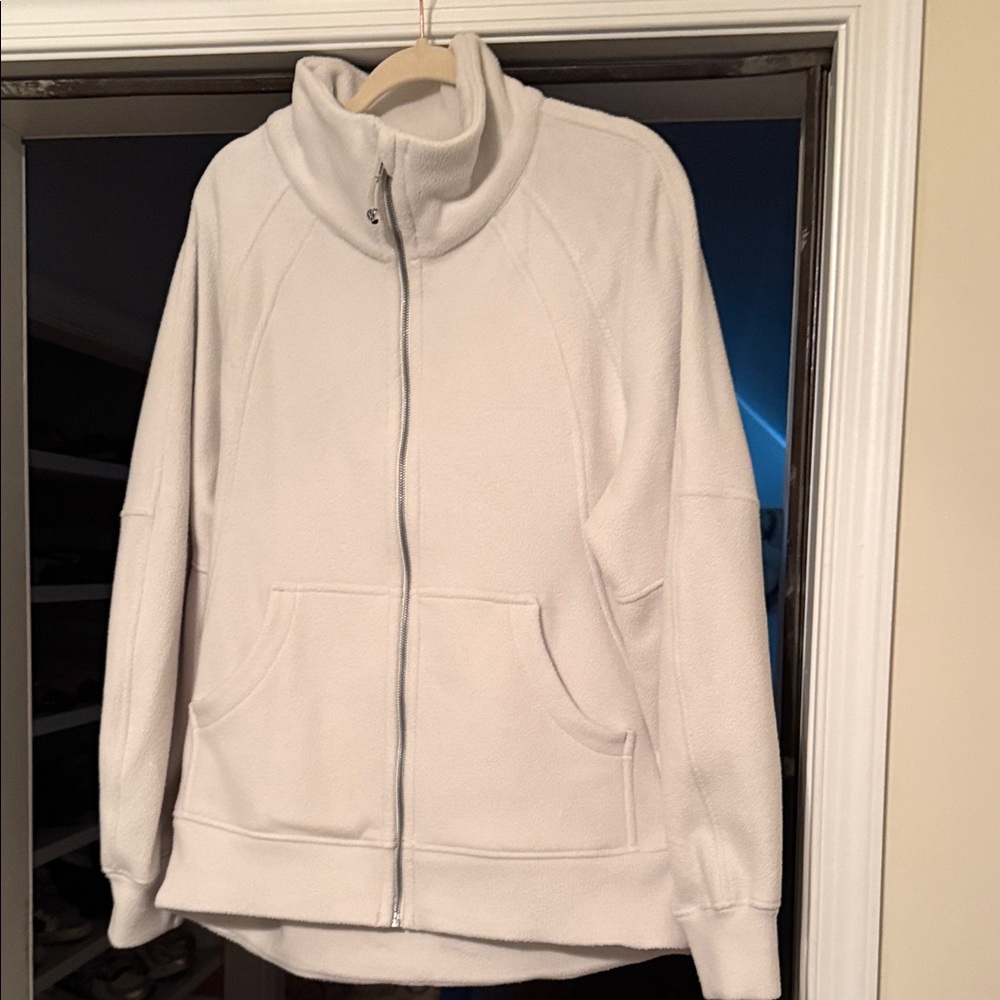 Lululemon full-Zip oversized Pullover Sweatshirt. Medium/Large. Fleece